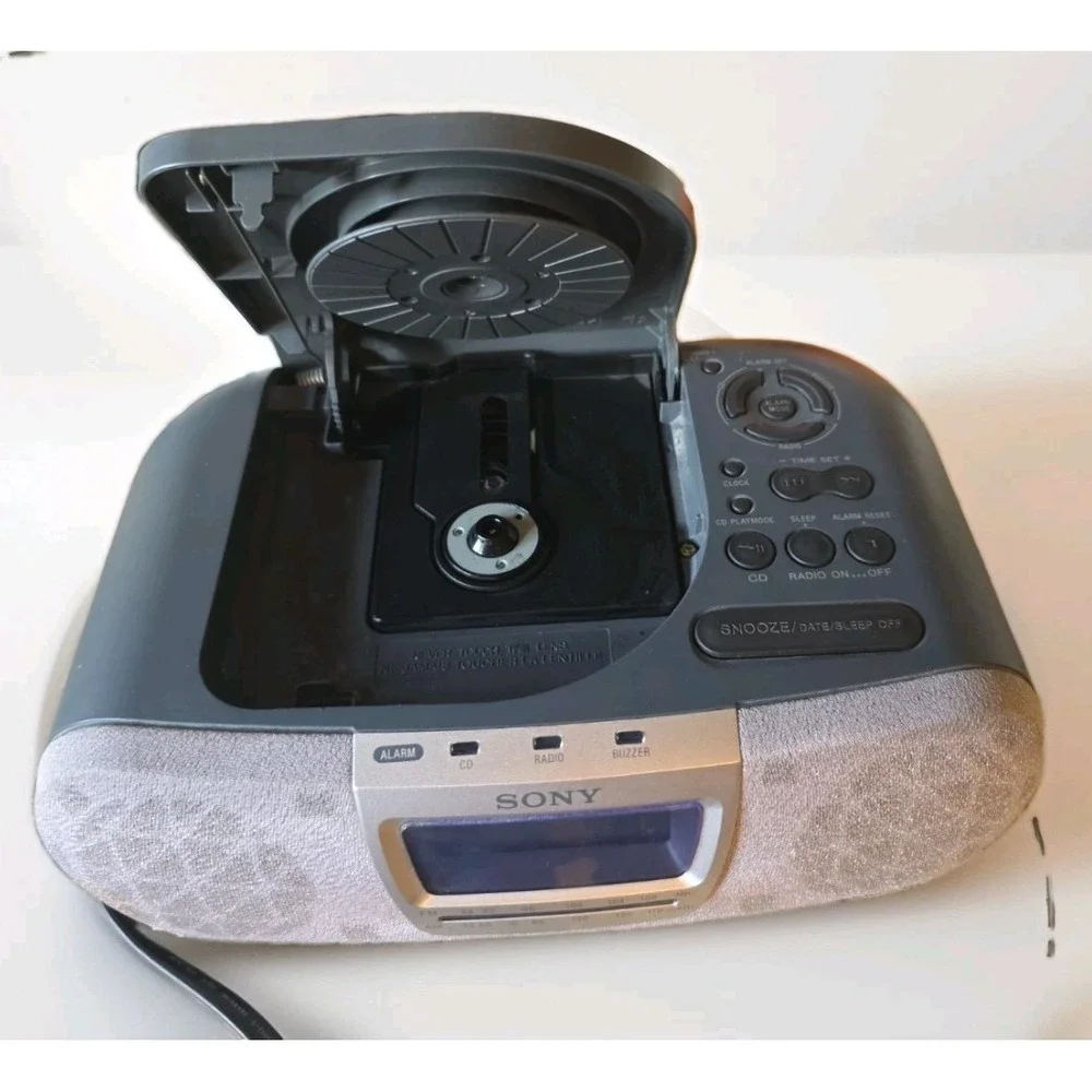Sony ICF-CD830 Alarm CD Clock Radio